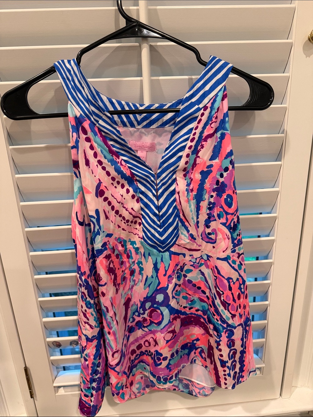Lilly Pulitzer Pink, Blue & Teal Printed Sleeveless V-Neck Blouse